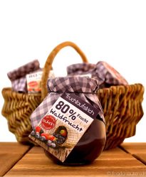 Fruchtaufstrich ohne Zucker Waldfrucht (Erdbeeren, Brombeeren, Heidelbeeren, Johannisbeeren, Holunderbeeren), (Sukrin statt Zucker), 260g Fruchtaufstrich ohne Zucker Waldfrucht (Erdbeeren, Brombeeren, Heidelbeeren, Johannisbeeren, Holunderbeeren), (Sukrin statt Zucker), 260g