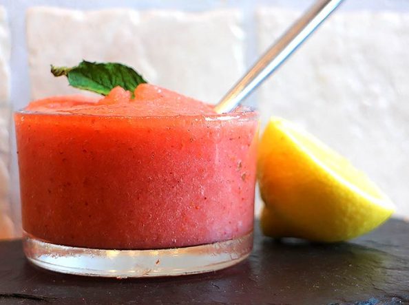 Low Carb Rezept | Erdbeer-Sorbet mit Xylit