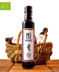 Bio Cassis Balsam Essig (Schwarze-Johannisbeeren-Essig), Höjgaard's, 250ml Bio Cassis Balsam Essig (Schwarze-Johannisbeeren-Essig), Höjgaard's, 250ml