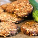 Low Carb Zucchini-Käse-Cracker mit Rosmarin