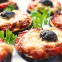 Vegetarische Low Carb Mini-Auberginen-Pizzen