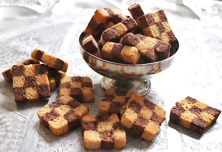 low carb schwarz wei gebck schachbrett pltzchen foodonautende - Schwarz Weis Geback Muster Anleitung low carb schwarz wei gebck schachbrett pltzchen foodonautende - Schwarz Weis Geback Muster Anleitung