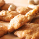 Low Carb Erdnusskekse mit ganzen Erdnüssen